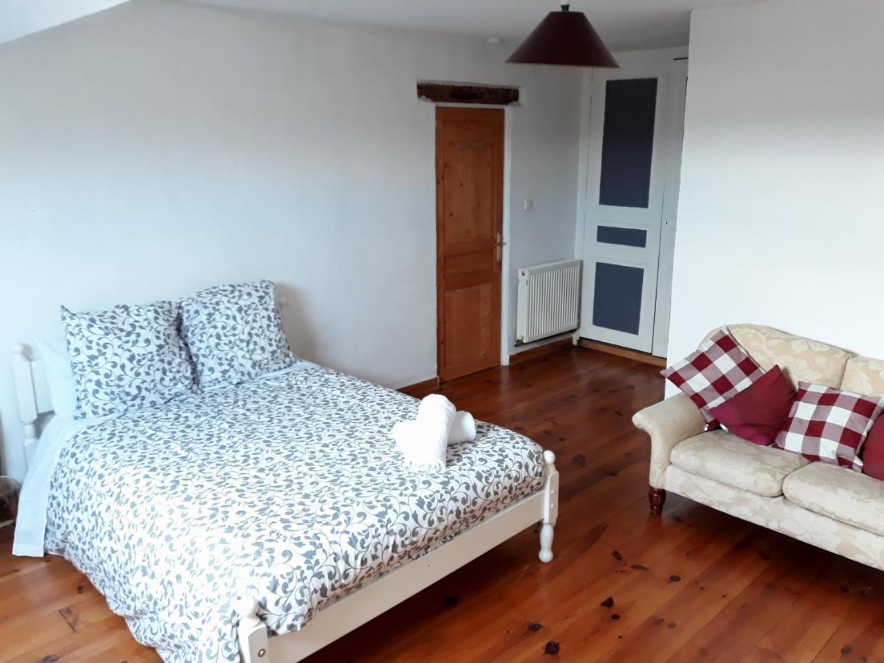 Le Puy Robin Bed and Breakfast La Souterraine Eksteriør billede